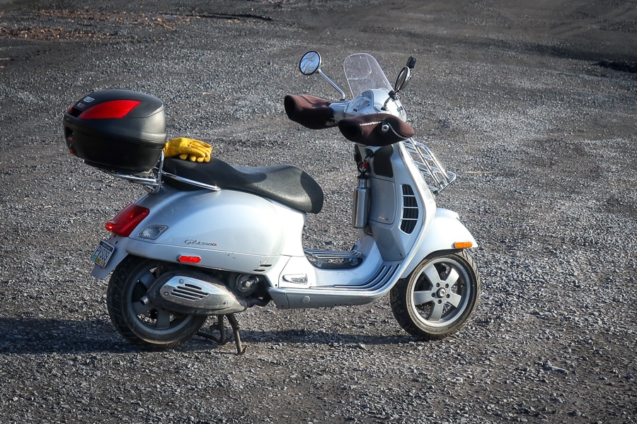2006 Vespa GTS scooter 