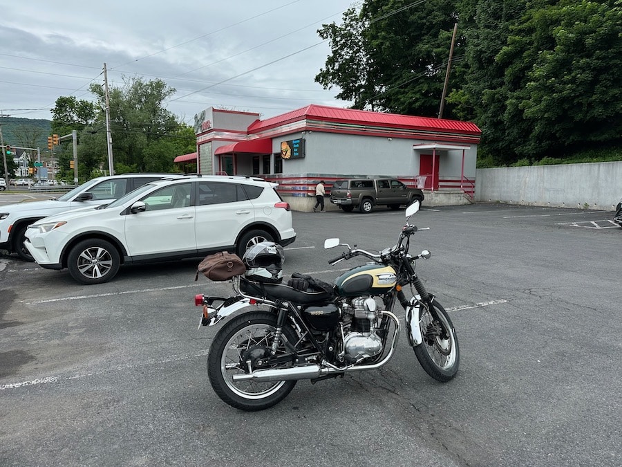 2001 Kawasaki W650 motorcycle parked outside the Bing Diner.