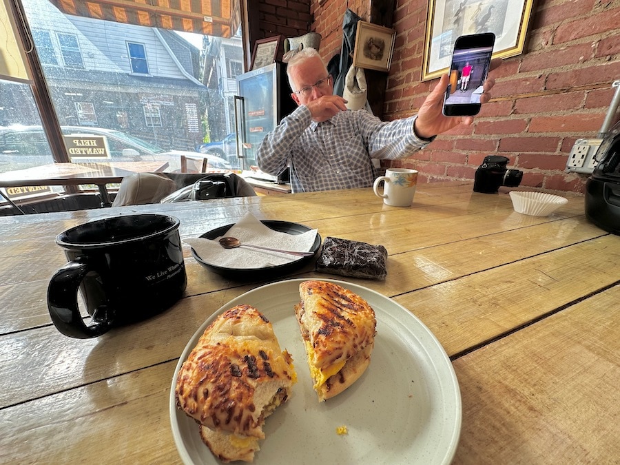 breakfast scene.